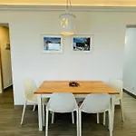 Palmeras Garden Apartment *