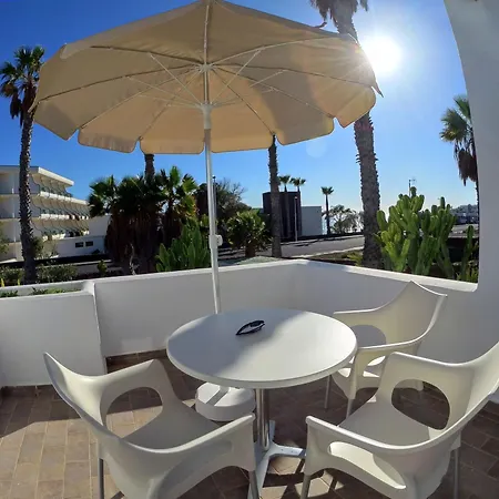 Palmeras Garden Apartament *