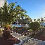 Апартаменти Palmeras Garden